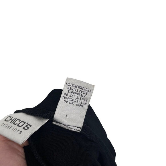 Chicos Travelers Black Slinky Zip Front Cropped Pants Black Womens 0.5 US Small - Picture 5 of 5